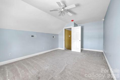 4979 Glen Cove Drive Southport NC 28461