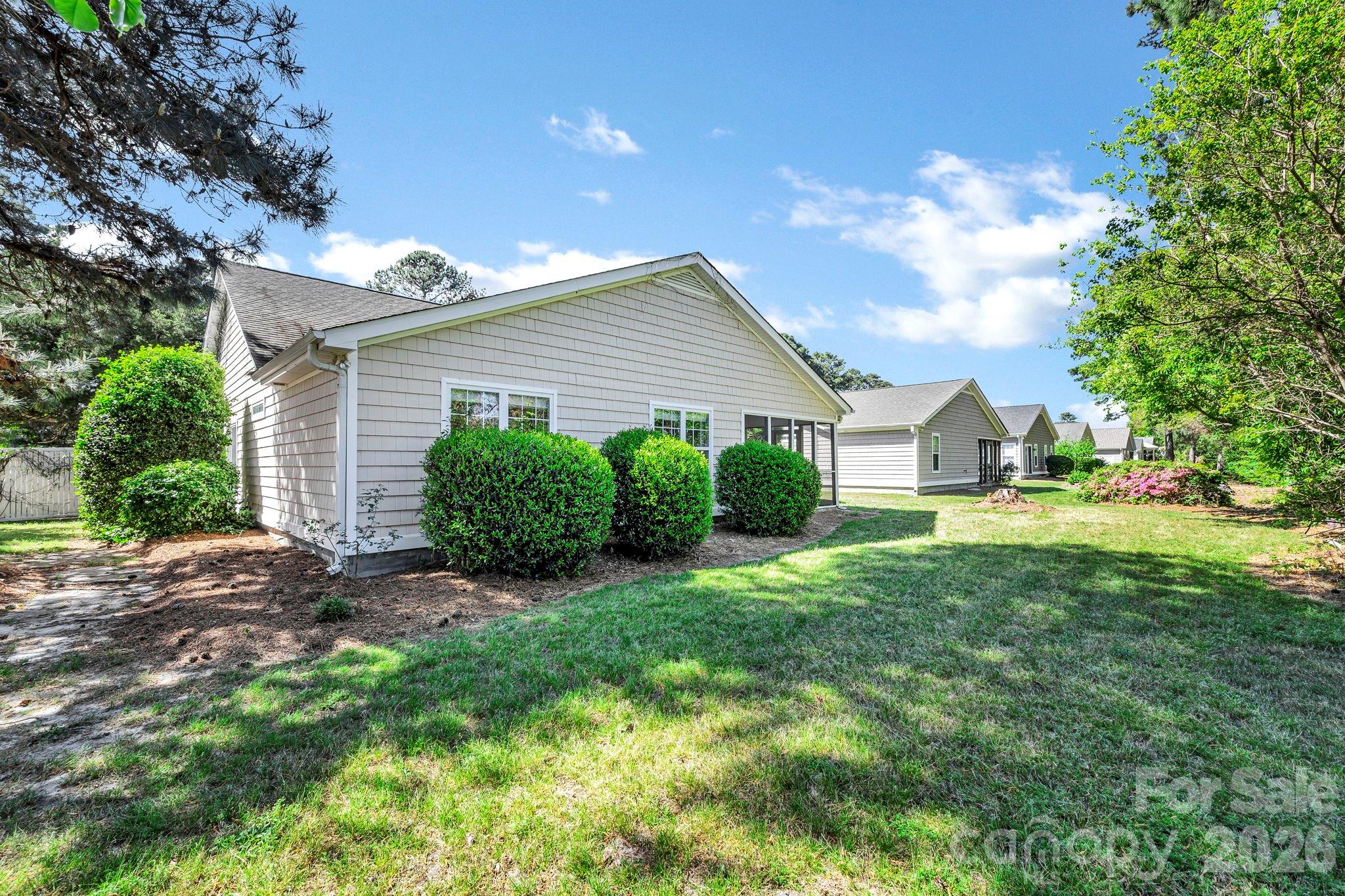 4979 Glen Cove Drive Southport NC 28461