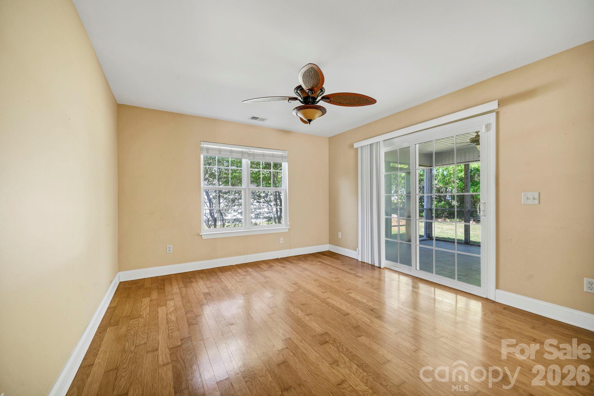 4979 Glen Cove Drive Southport NC 28461