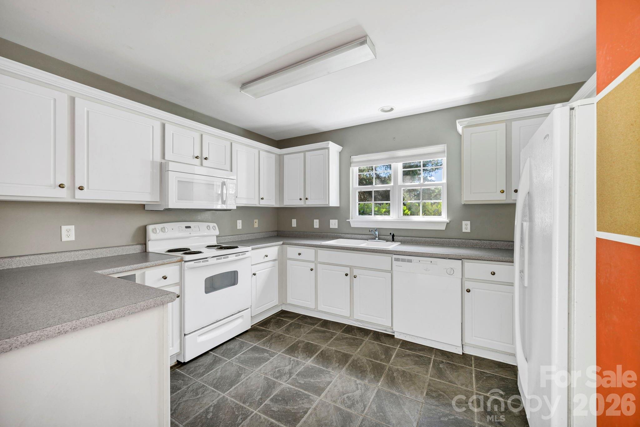 4979 Glen Cove Drive Southport NC 28461