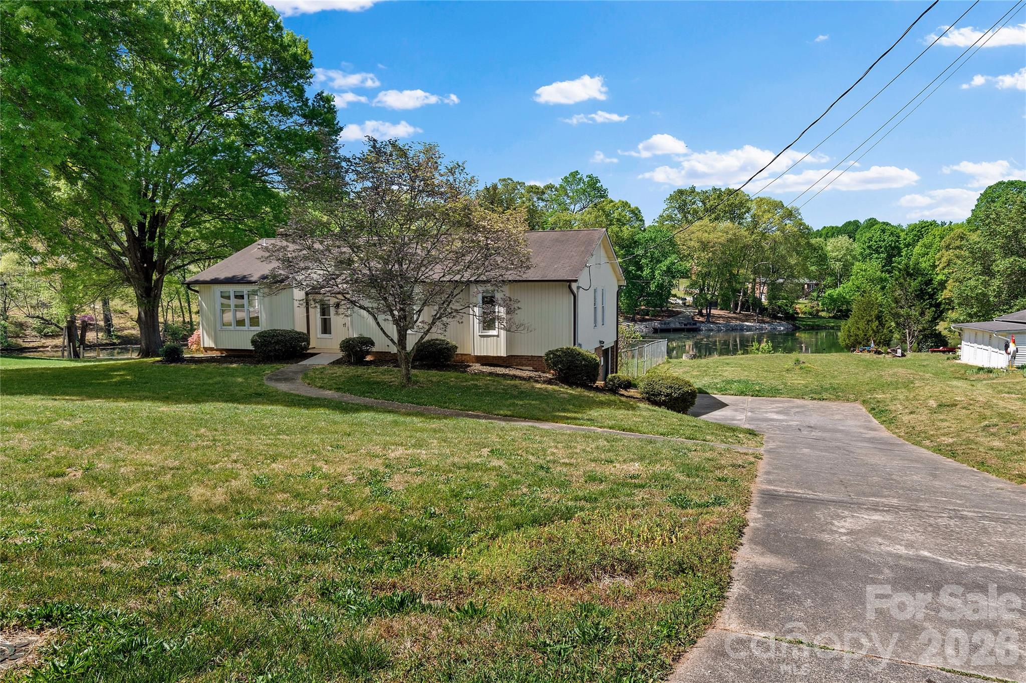 4062 Yarbrough Avenue Winston Salem NC 27106