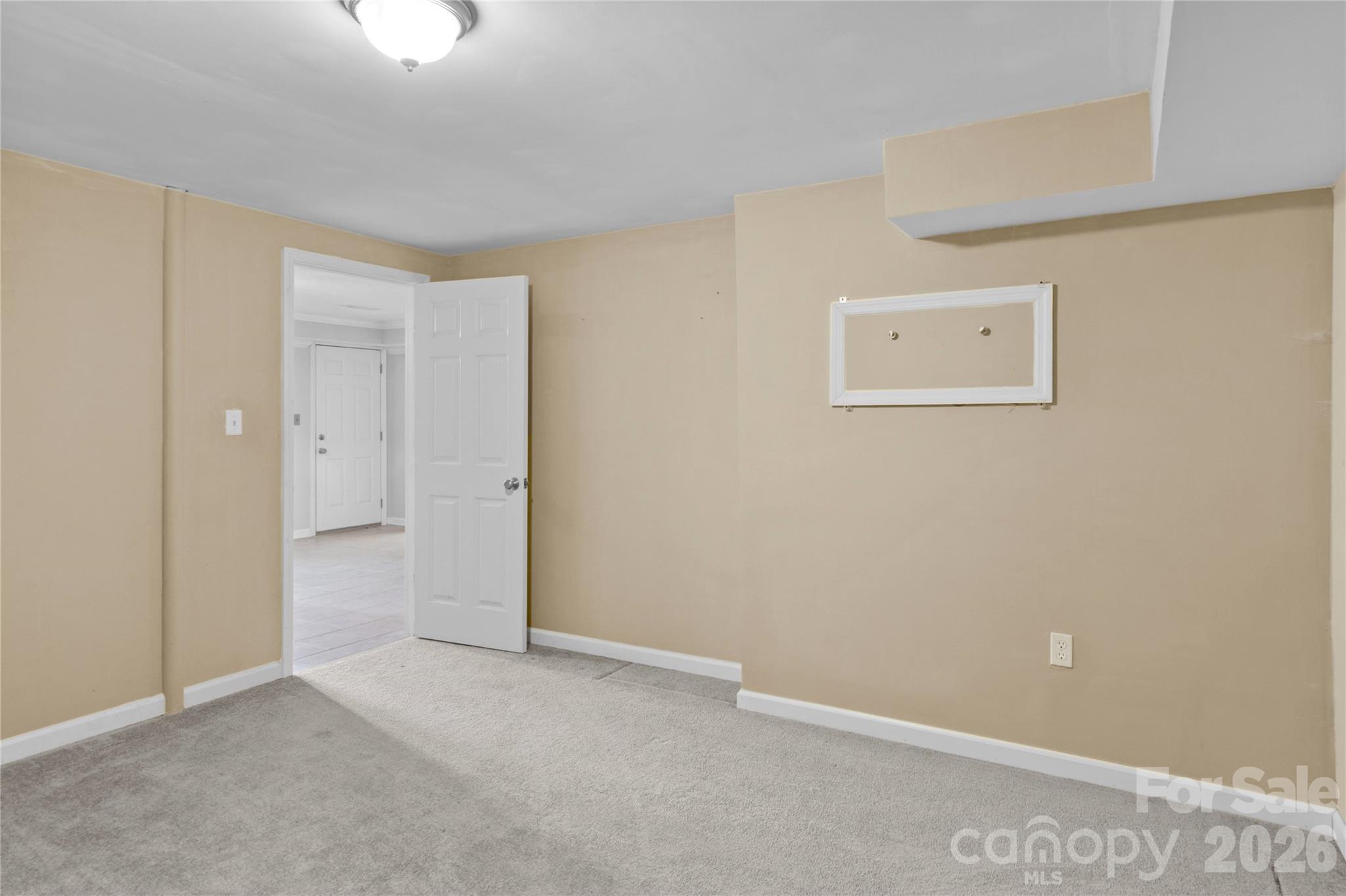 4062 Yarbrough Avenue Winston Salem NC 27106