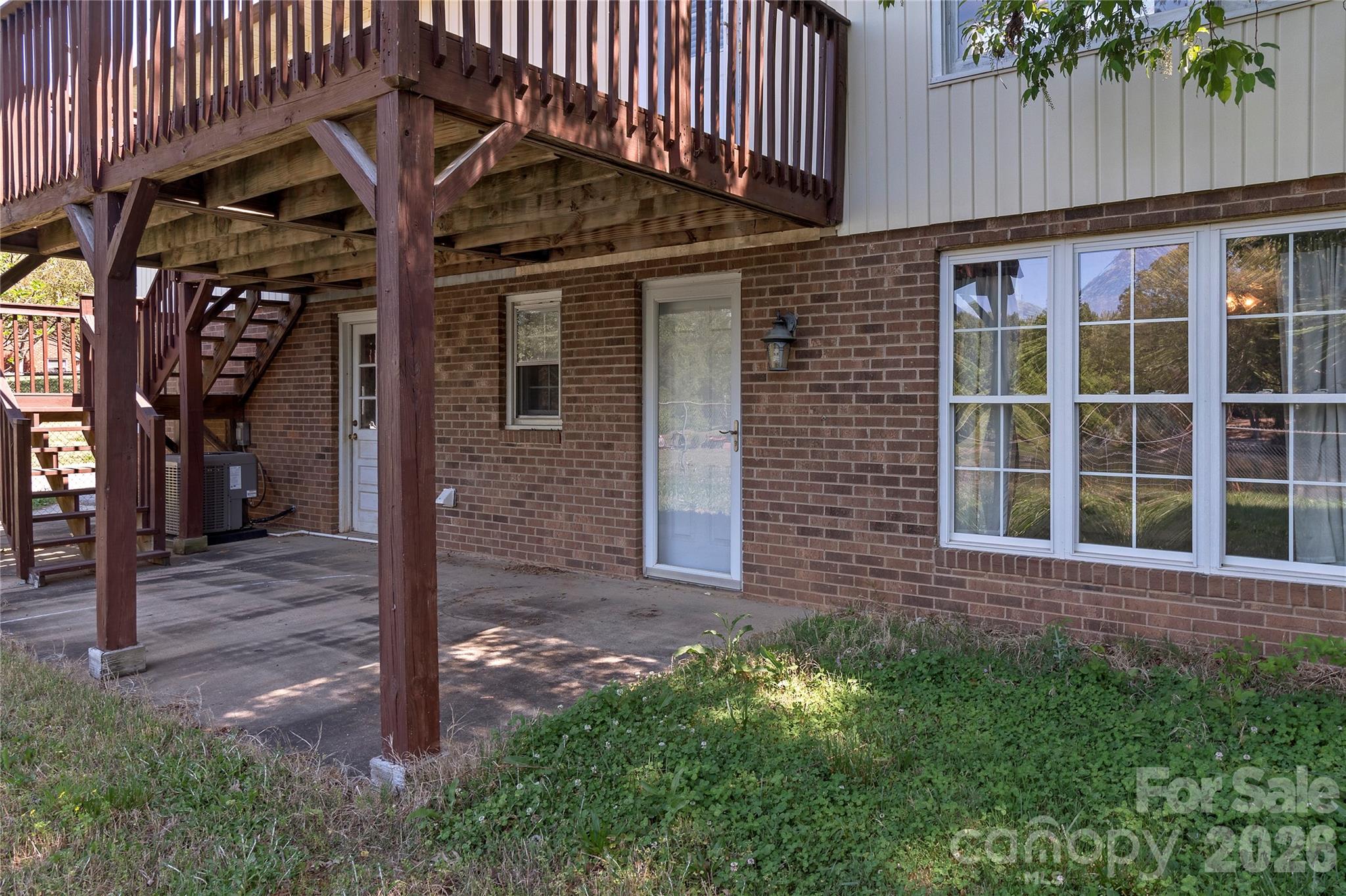 4062 Yarbrough Avenue Winston Salem NC 27106