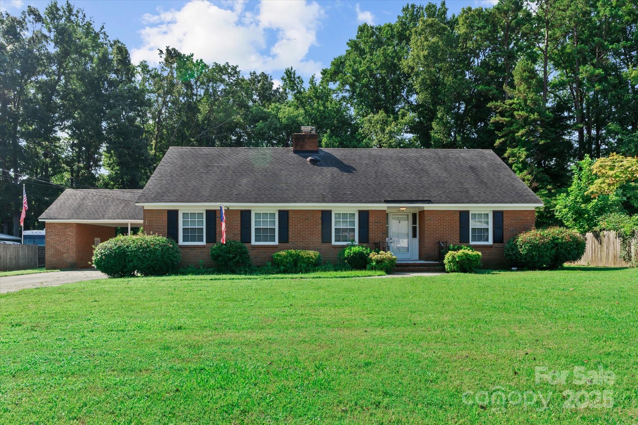 7628 Rolling Hill Road Charlotte NC 28227