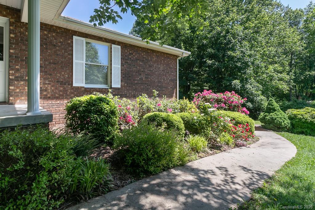 54 Morgan Branch Estate Candler NC 28715