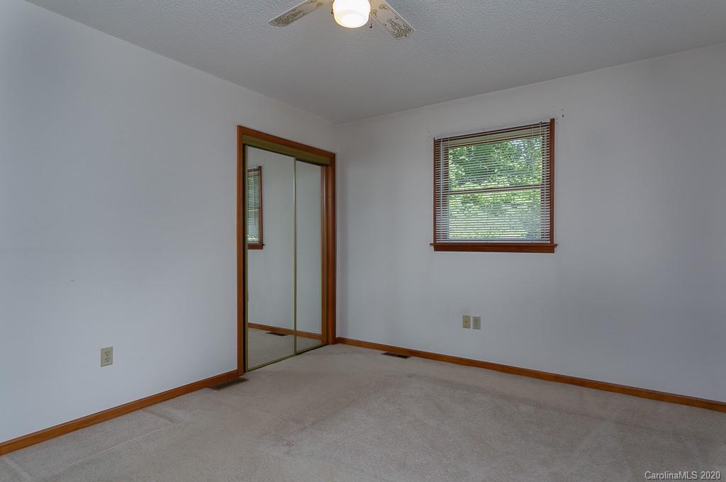 54 Morgan Branch Estate Candler NC 28715