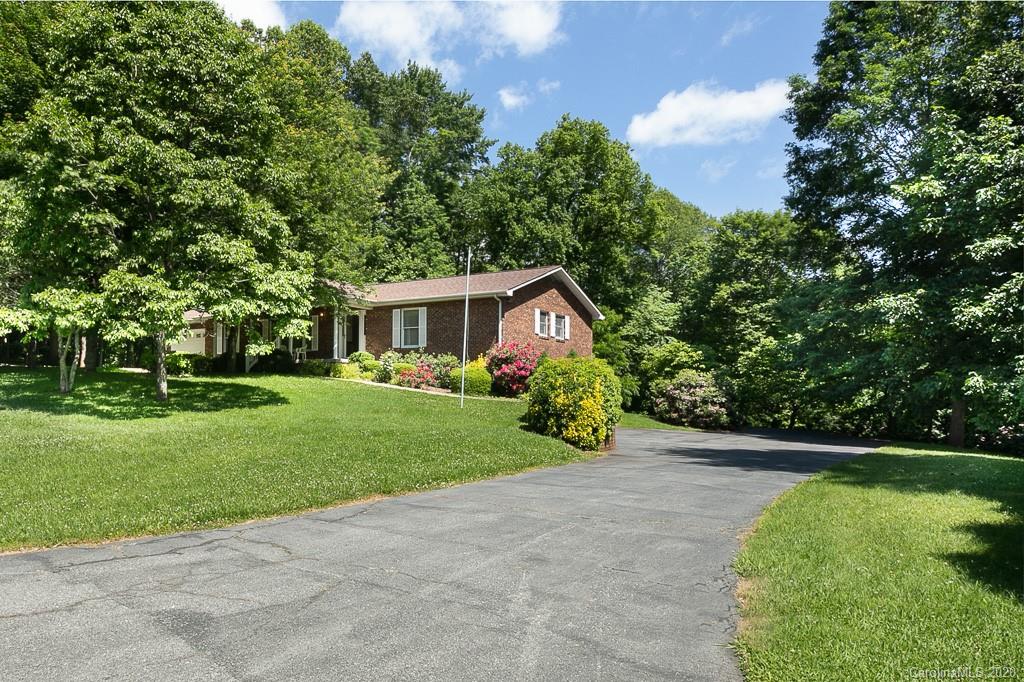 54 Morgan Branch Estate Candler NC 28715