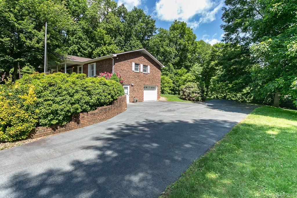 54 Morgan Branch Estate Candler NC 28715