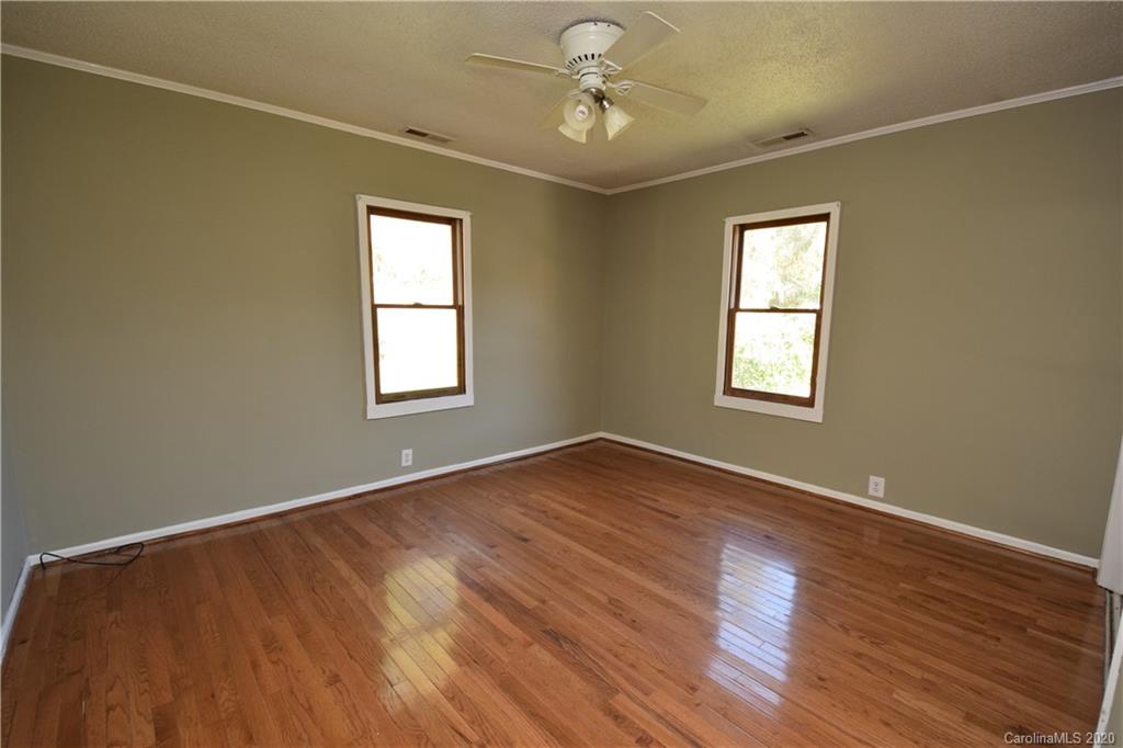 219 Pensacola Road Burnsville NC 28714