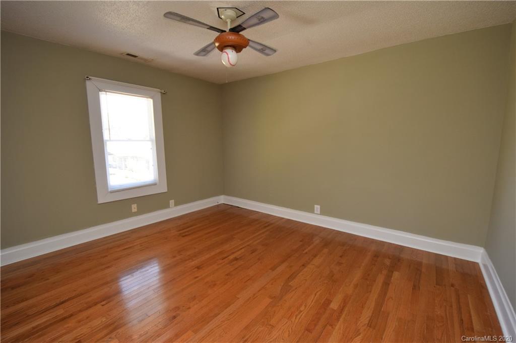 219 Pensacola Road Burnsville NC 28714