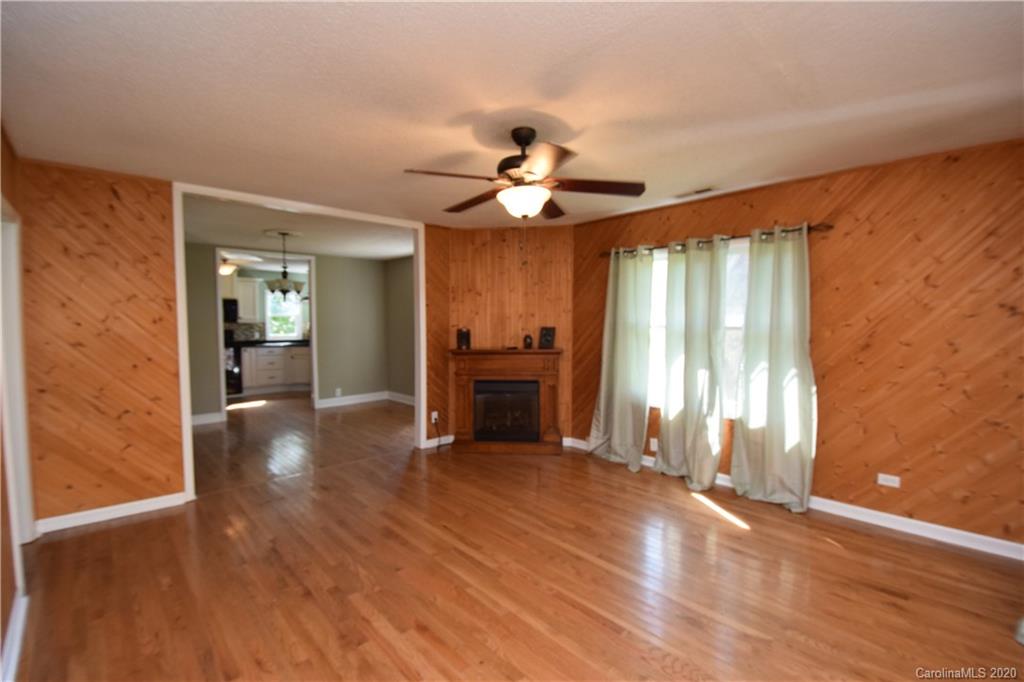 219 Pensacola Road Burnsville NC 28714