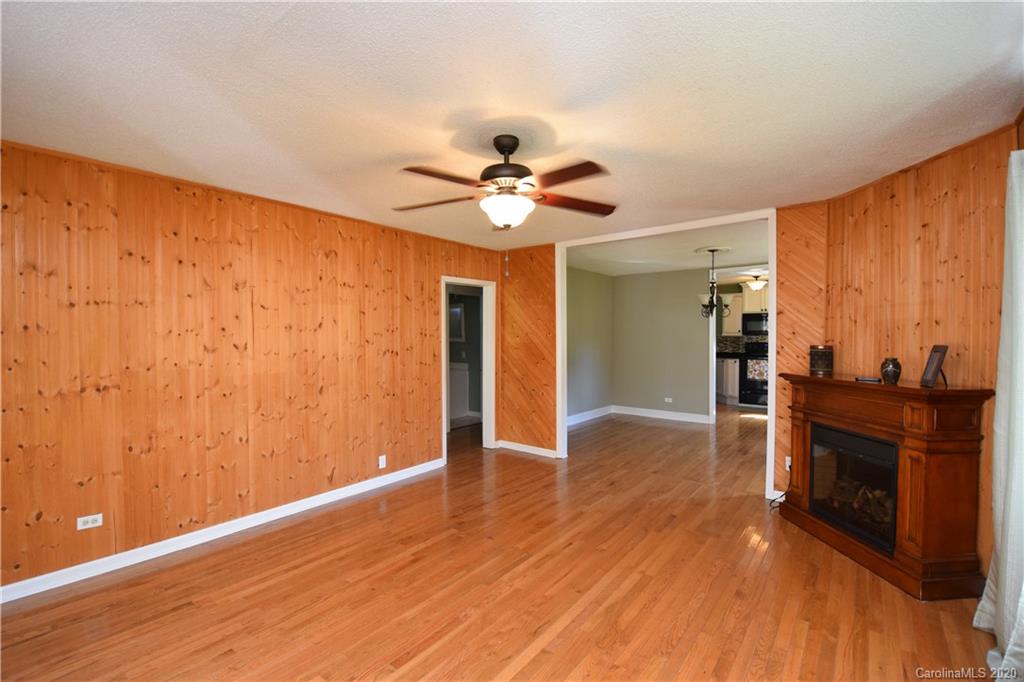219 Pensacola Road Burnsville NC 28714