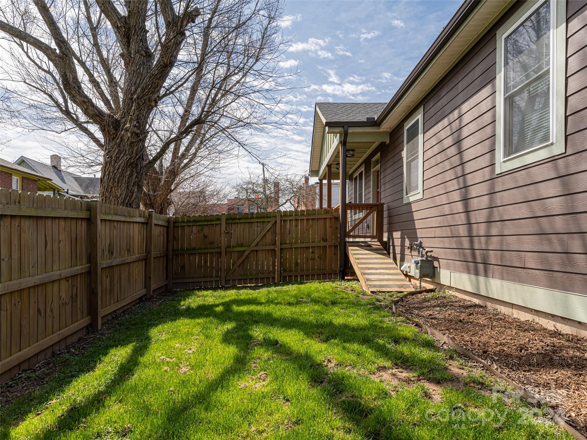 26 Mildred Avenue Asheville NC 28806