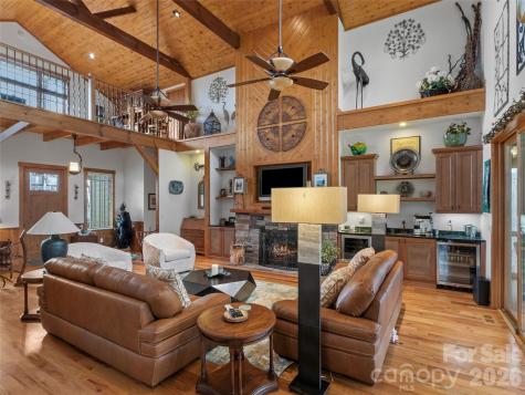 324 Austin Mountain Drive Burnsville NC 28714
