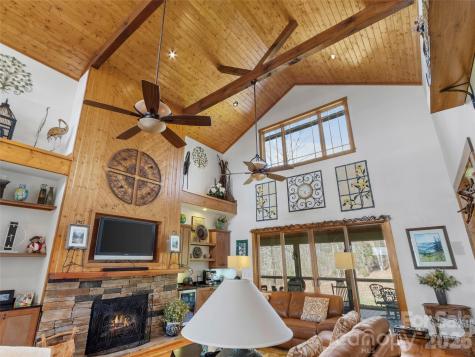 324 Austin Mountain Drive Burnsville NC 28714