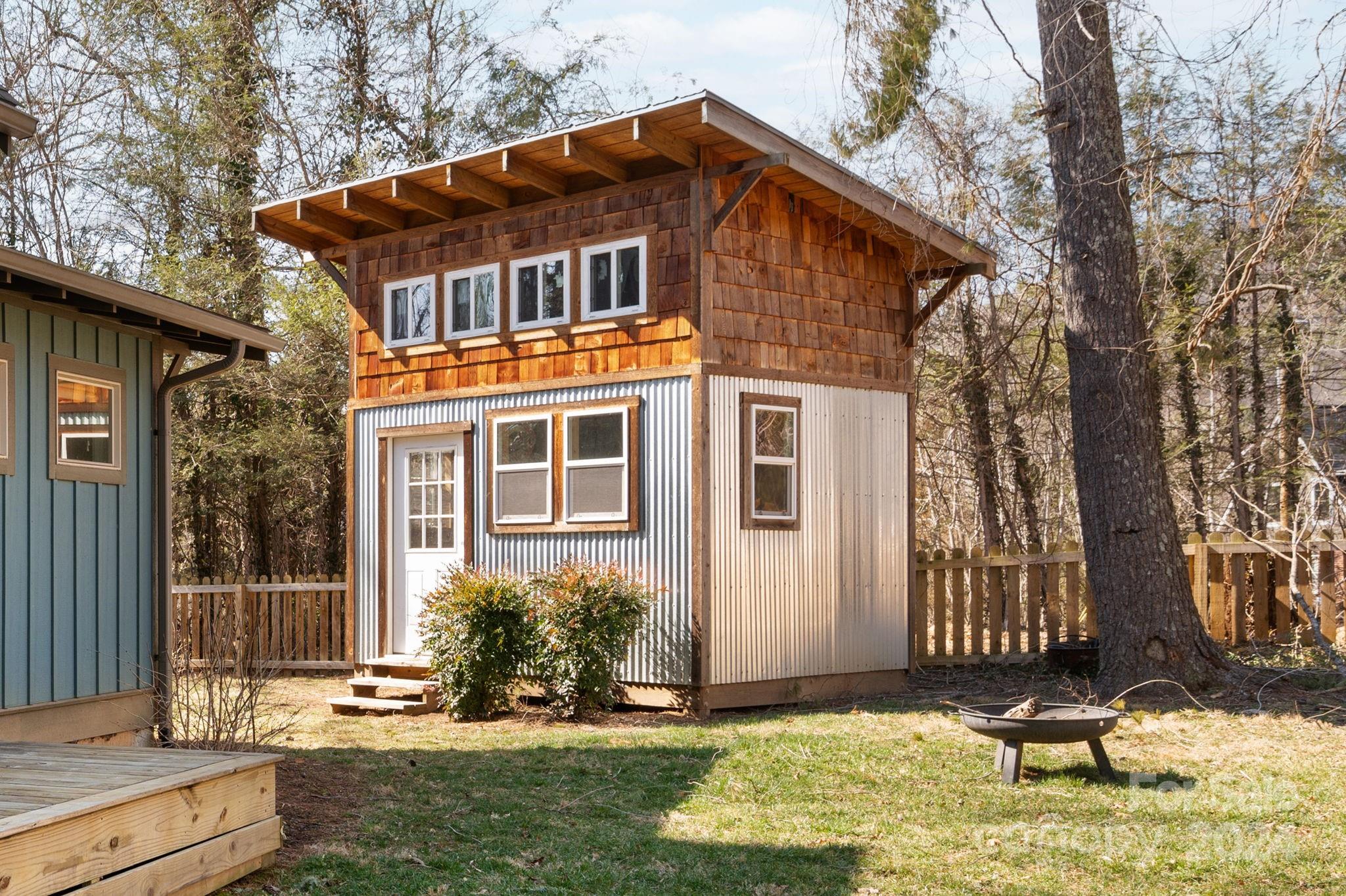 6 Reese Road Asheville NC 28805