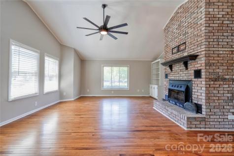176 Knollwood Drive Forest City NC 28043