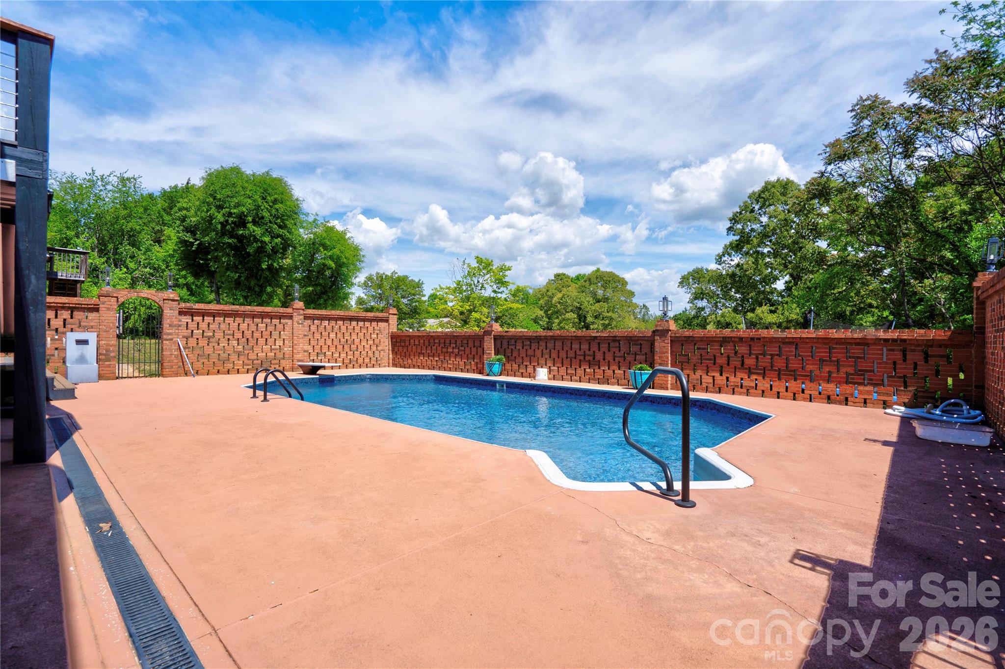 176 Knollwood Drive Forest City NC 28043