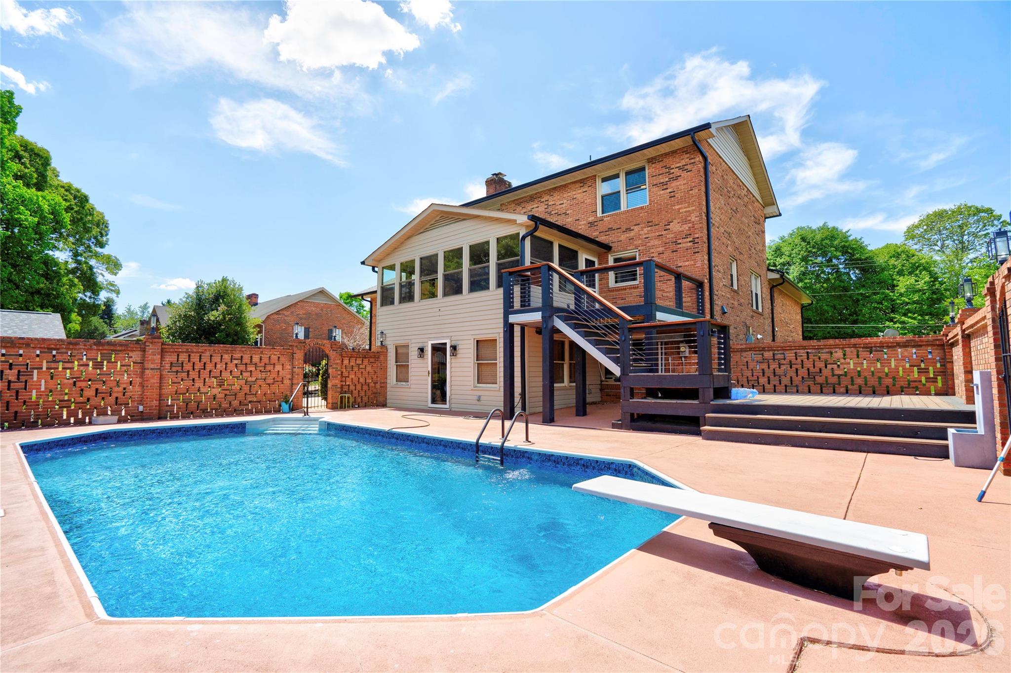 176 Knollwood Drive Forest City NC 28043