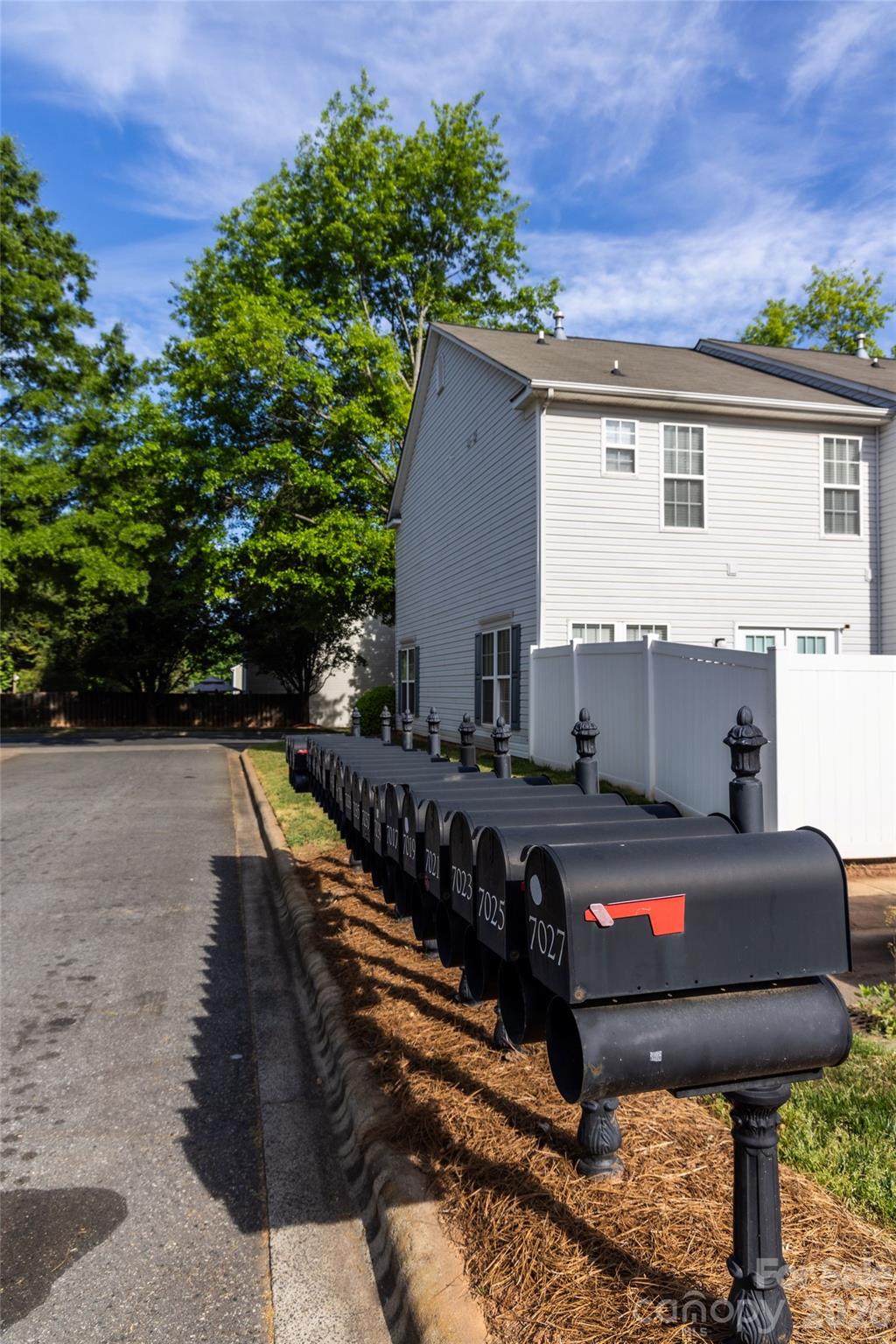 8224 Shinkansen Drive Charlotte NC 28213