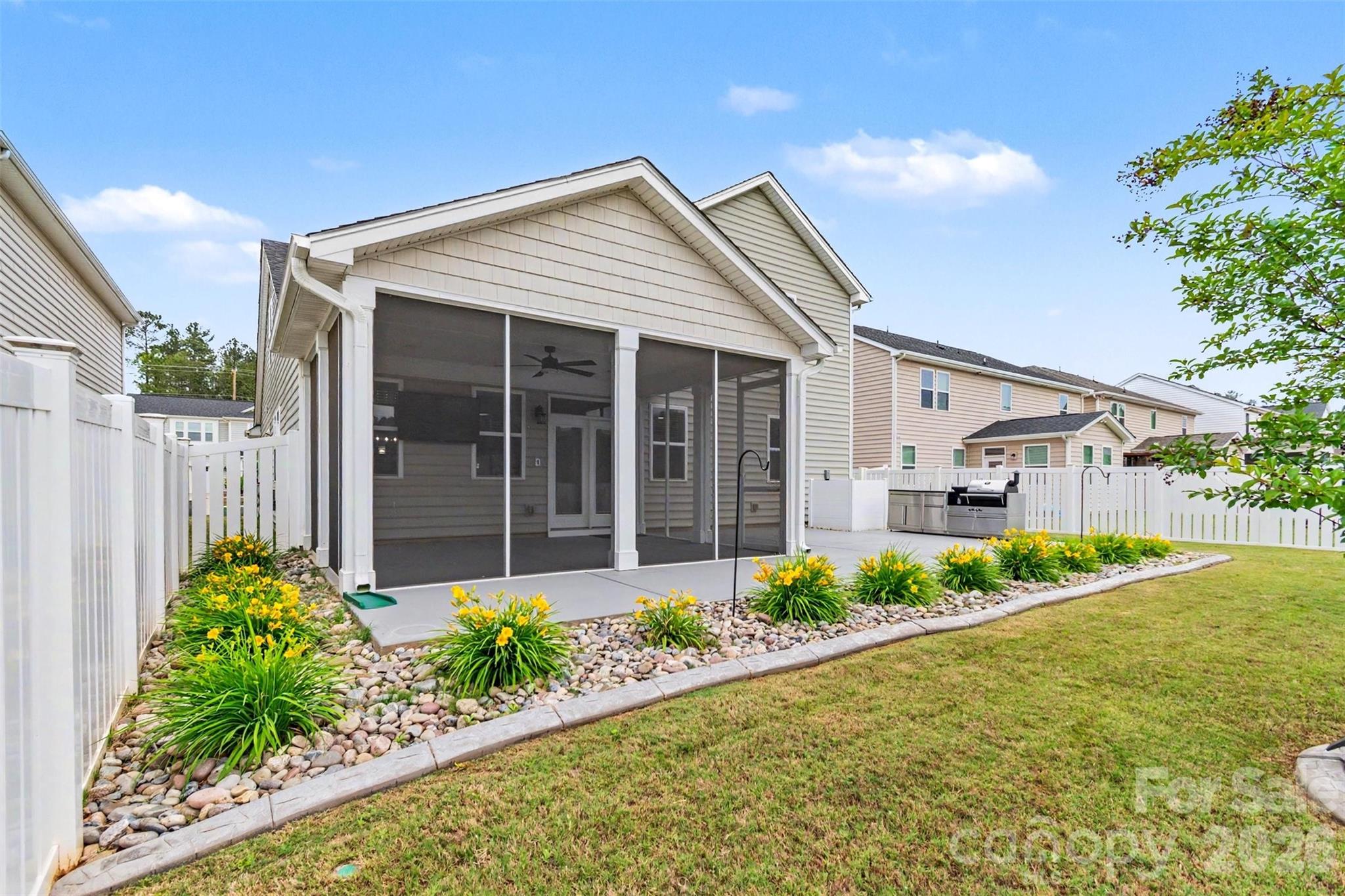 15210 Red Canoe Way Charlotte NC 28278