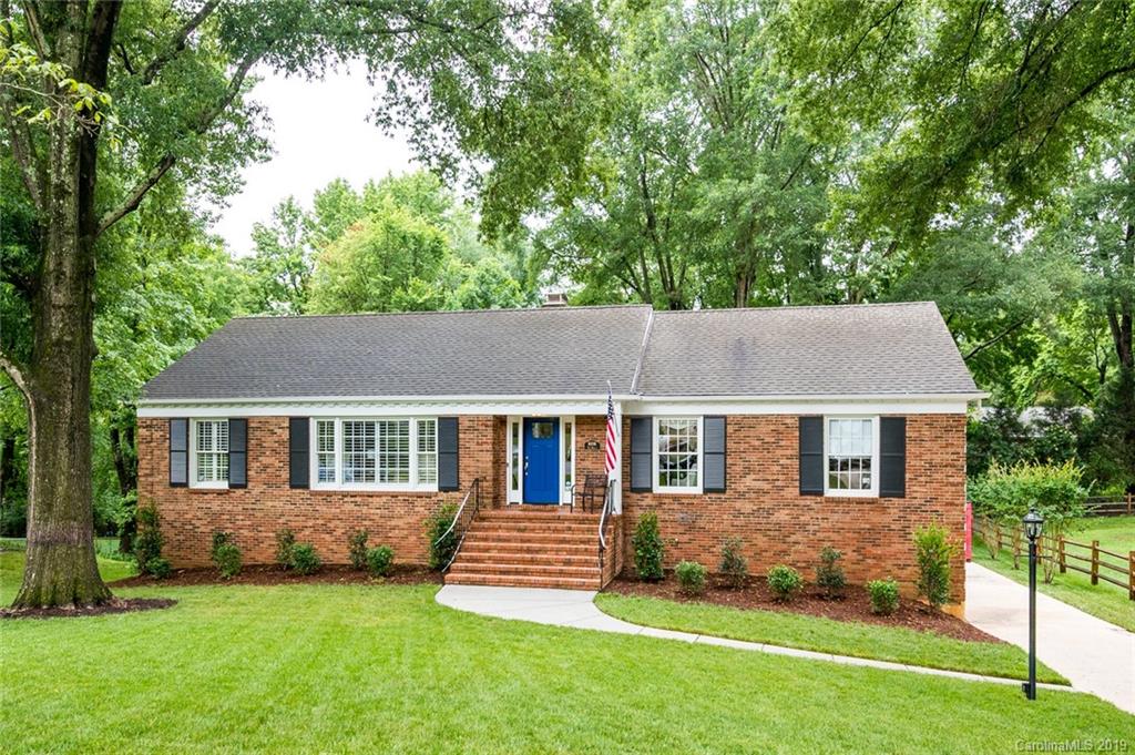 6016 Bismark Place Charlotte NC 28211
