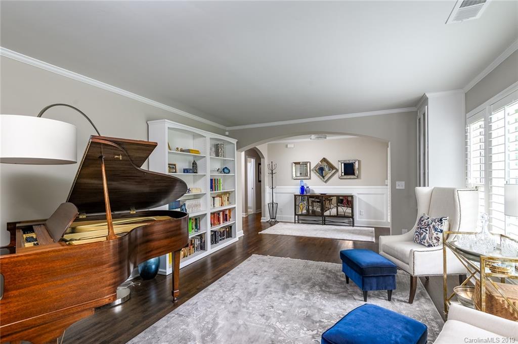 6016 Bismark Place Charlotte NC 28211