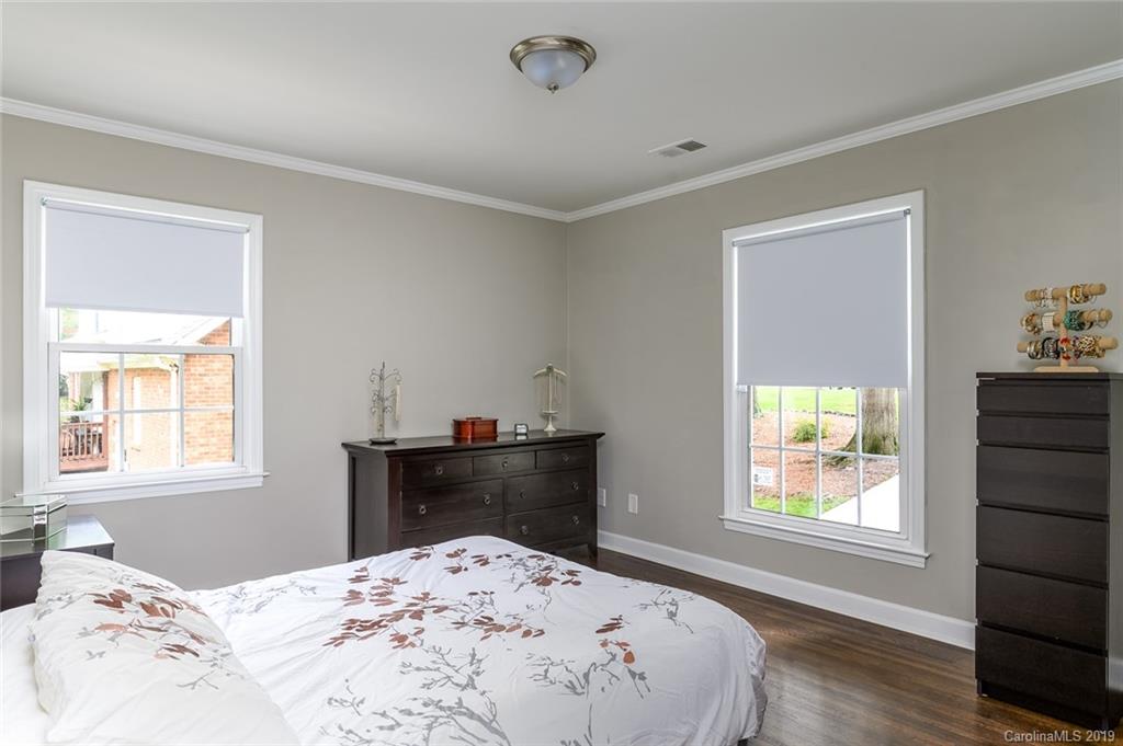 6016 Bismark Place Charlotte NC 28211