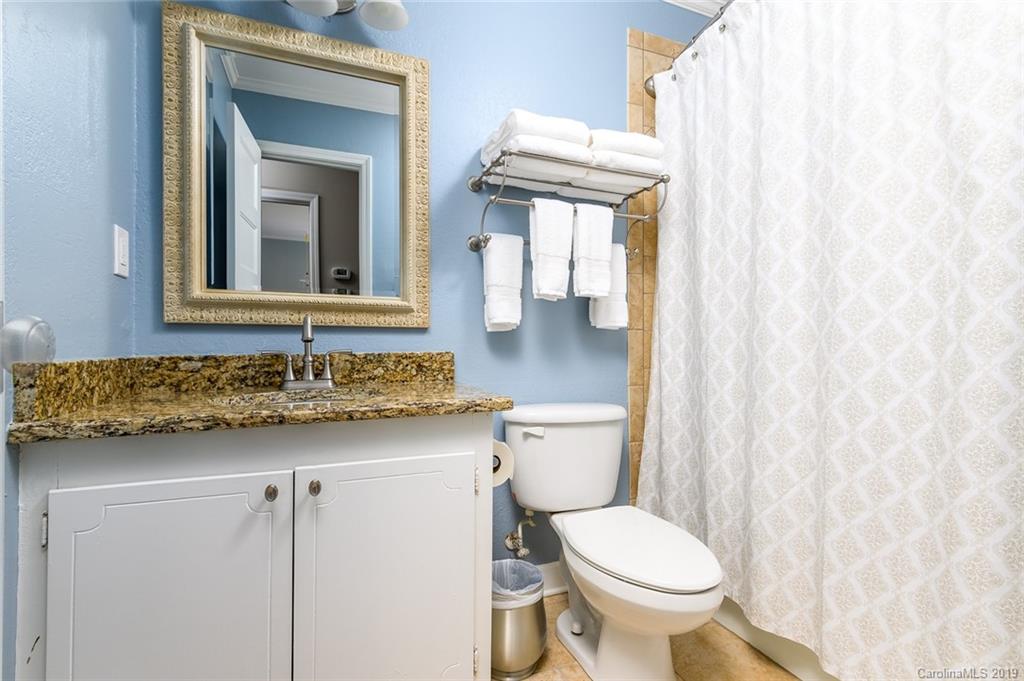 6016 Bismark Place Charlotte NC 28211