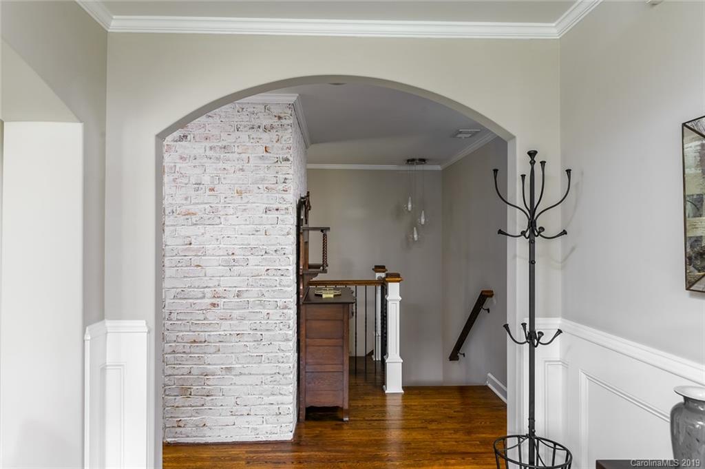 6016 Bismark Place Charlotte NC 28211