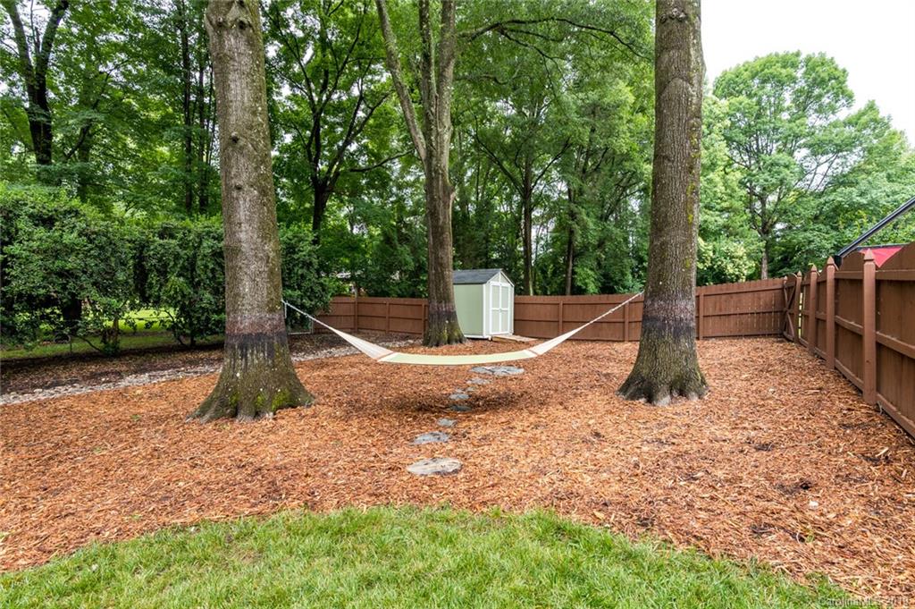 6016 Bismark Place Charlotte NC 28211