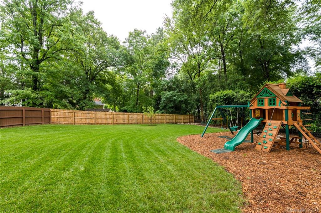 6016 Bismark Place Charlotte NC 28211