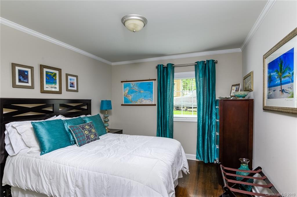 6016 Bismark Place Charlotte NC 28211