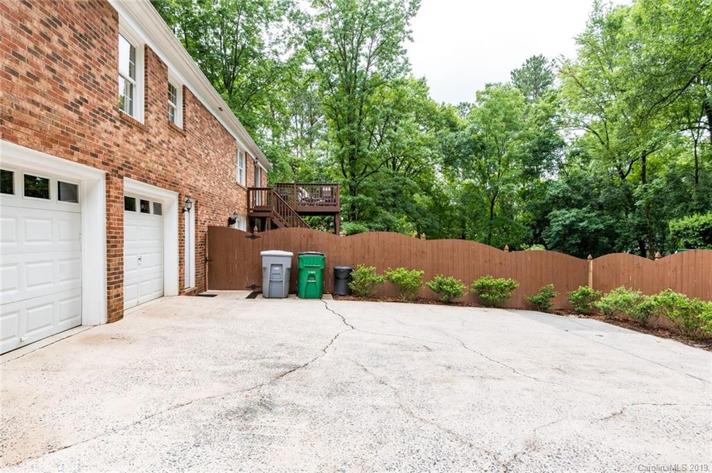 6016 Bismark Place Charlotte NC 28211