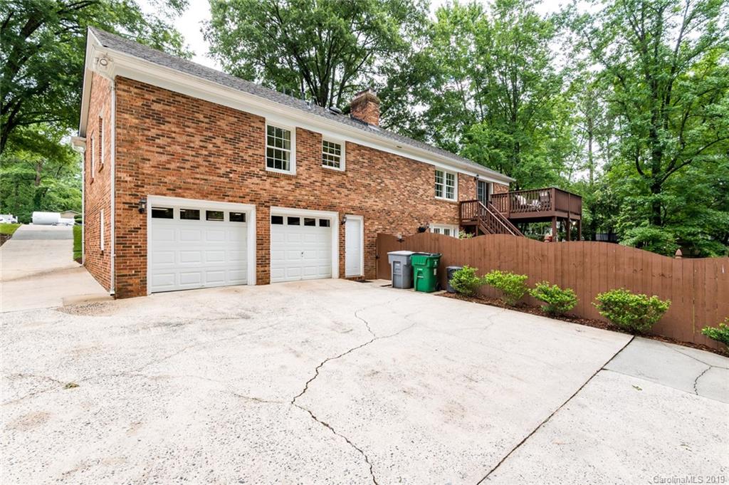 6016 Bismark Place Charlotte NC 28211