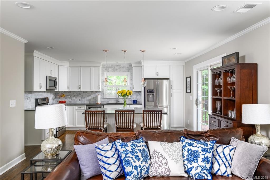 6016 Bismark Place Charlotte NC 28211