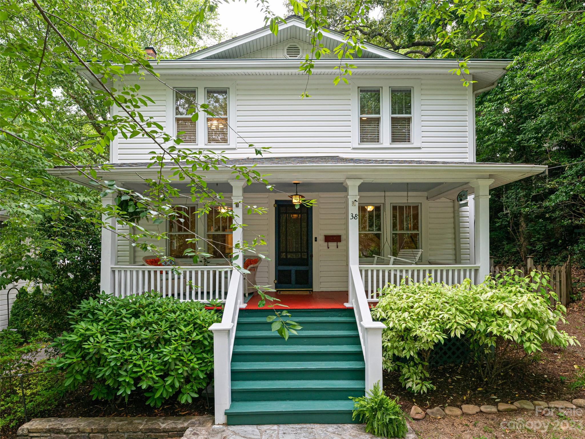 38 Woodward Avenue Asheville NC 28804