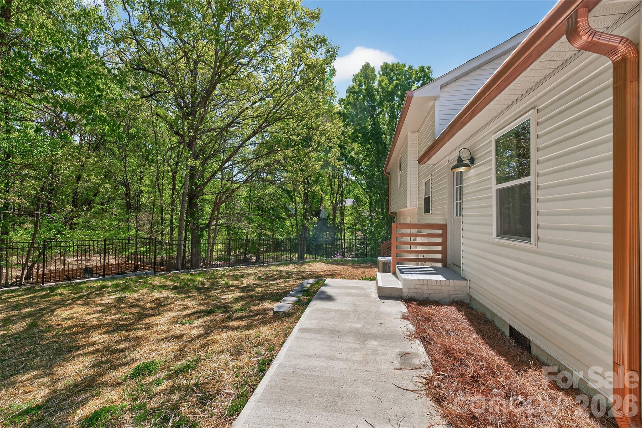 300 Dollar Circle Charlotte NC 28270