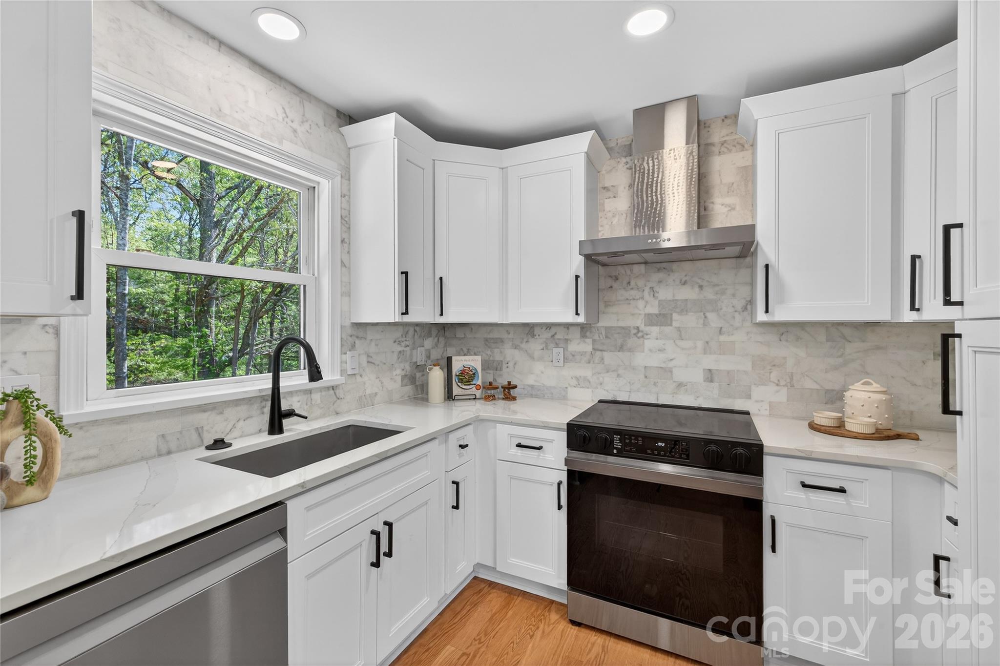 300 Dollar Circle Charlotte NC 28270