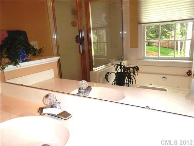 10531 Hollybrook Drive Charlotte NC 28277