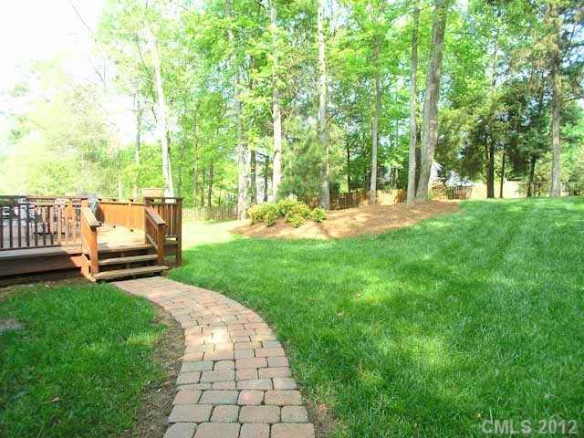 10531 Hollybrook Drive Charlotte NC 28277