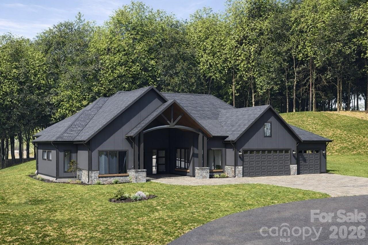 83 Mont Clair Trail Horse Shoe NC 28742