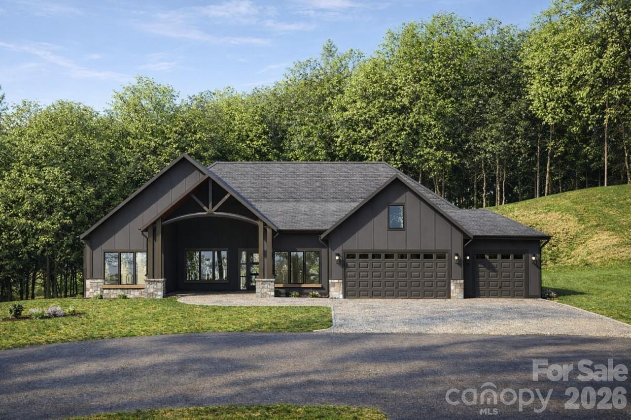 83 Mont Clair Trail Horse Shoe NC 28742
