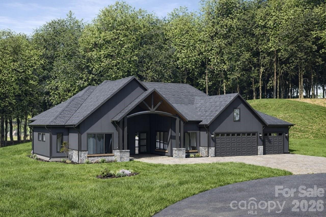 83 Mont Clair Trail Horse Shoe NC 28742