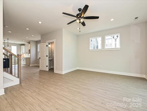 1308 Walter Taylor Way Charlotte NC 28206