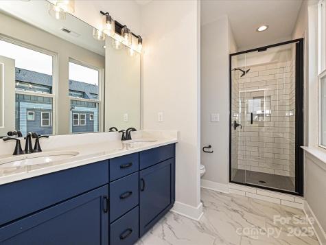 1308 Walter Taylor Way Charlotte NC 28206