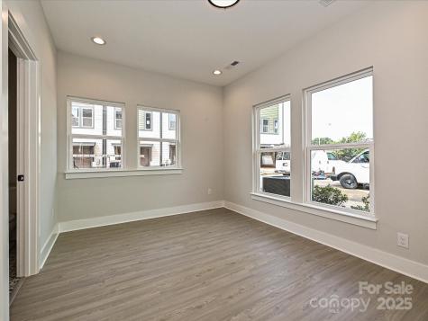 1308 Walter Taylor Way Charlotte NC 28206