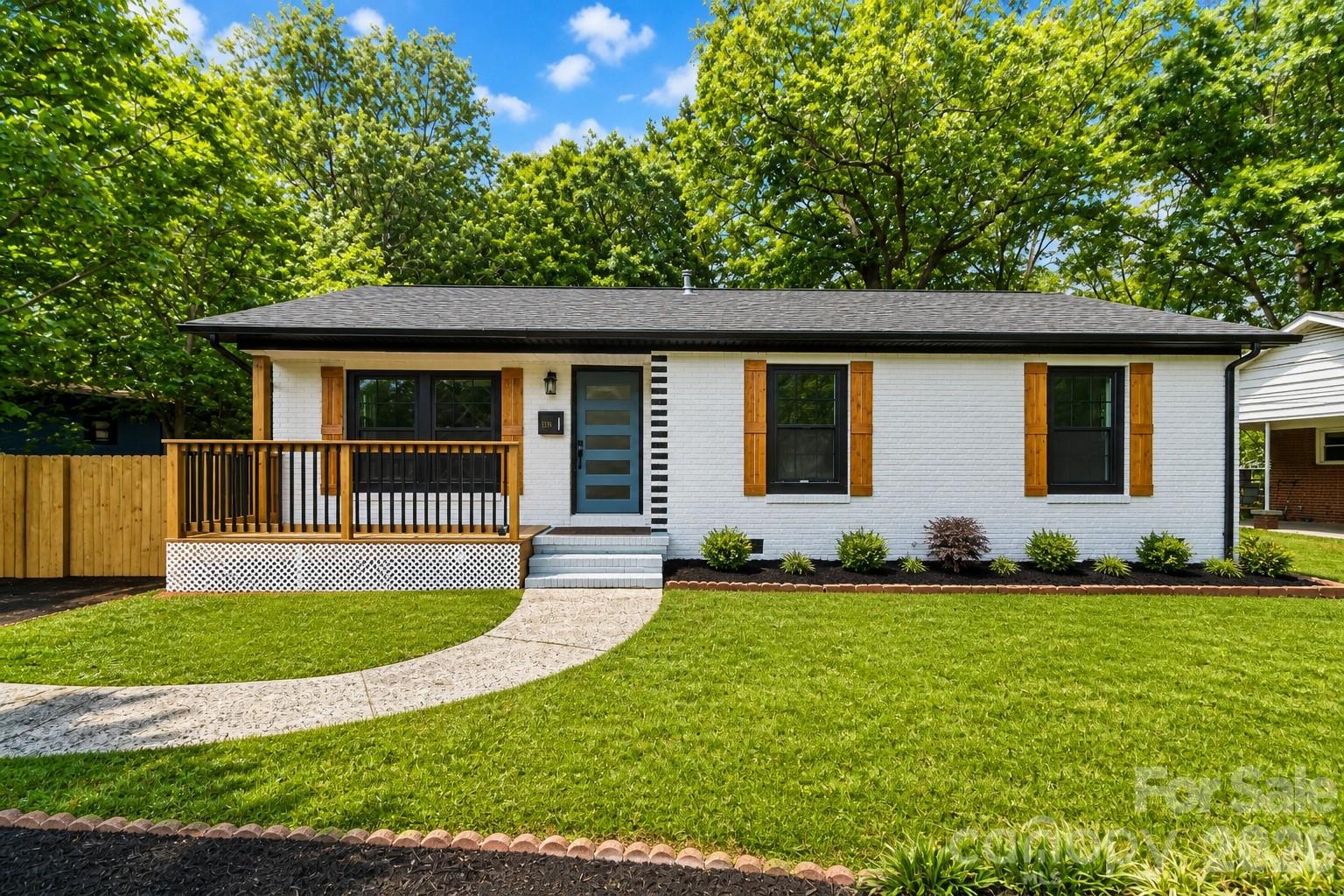 1519 Briarfield Drive Charlotte NC 28205
