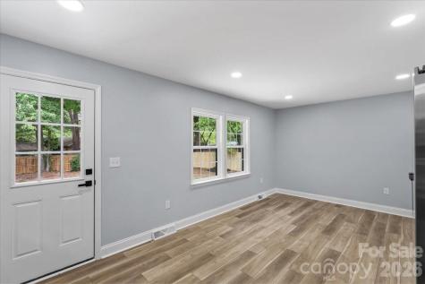 1519 Briarfield Drive Charlotte NC 28205