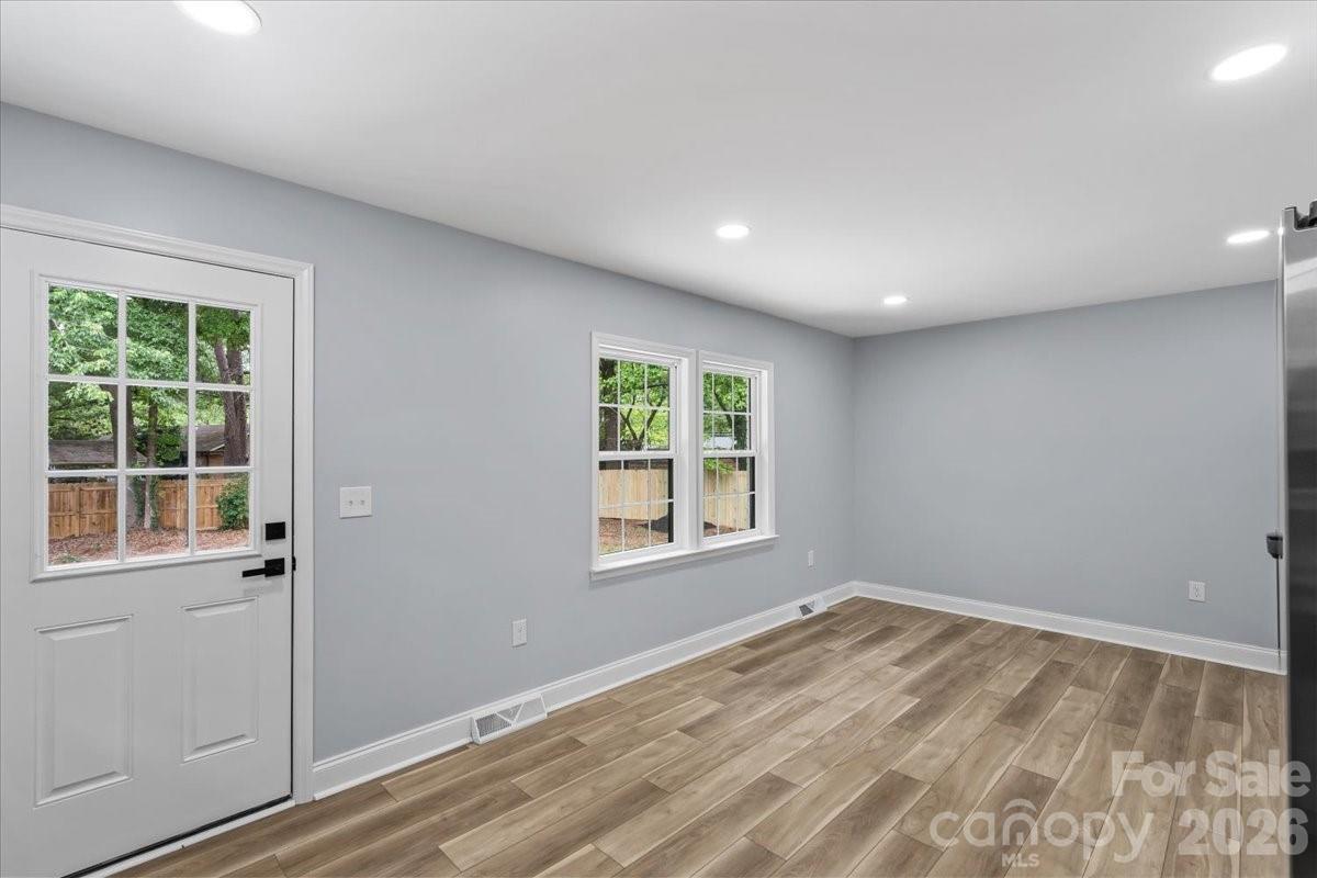 1519 Briarfield Drive Charlotte NC 28205